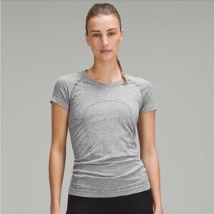Lululemon Swiftly Tech Short Sleeve Shirt 0 Hip length